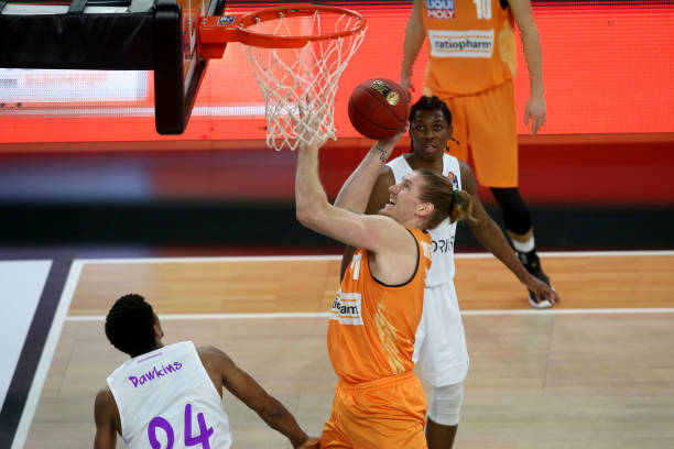 令德甲豪门 令德甲豪门